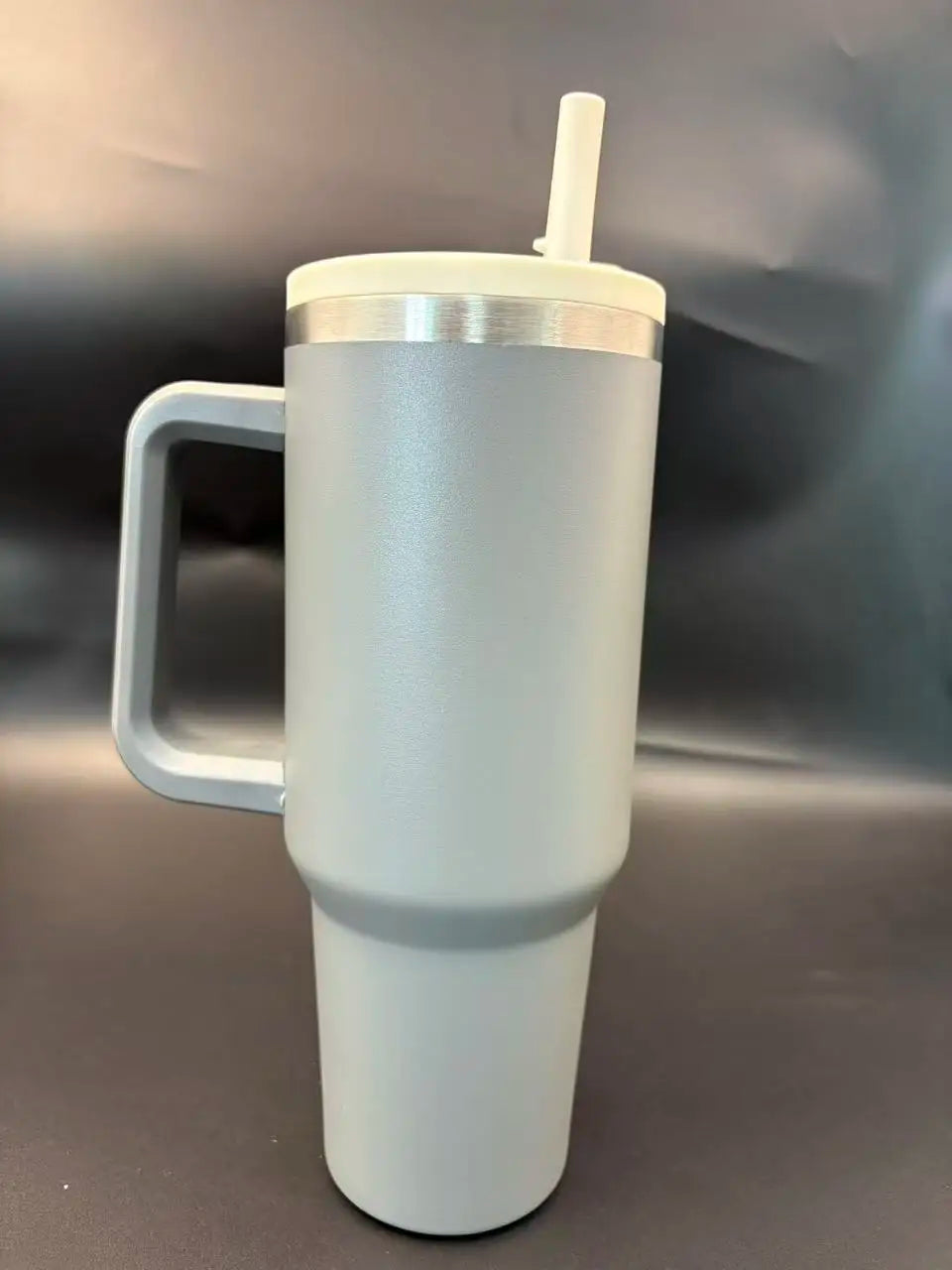 The Voyager Tumbler
40oz Adventure Tumbler